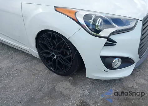 2016 Hyundai Veloster Turbo z USA, uszkodzony, nr VIN KMHTC6AE4GU269912